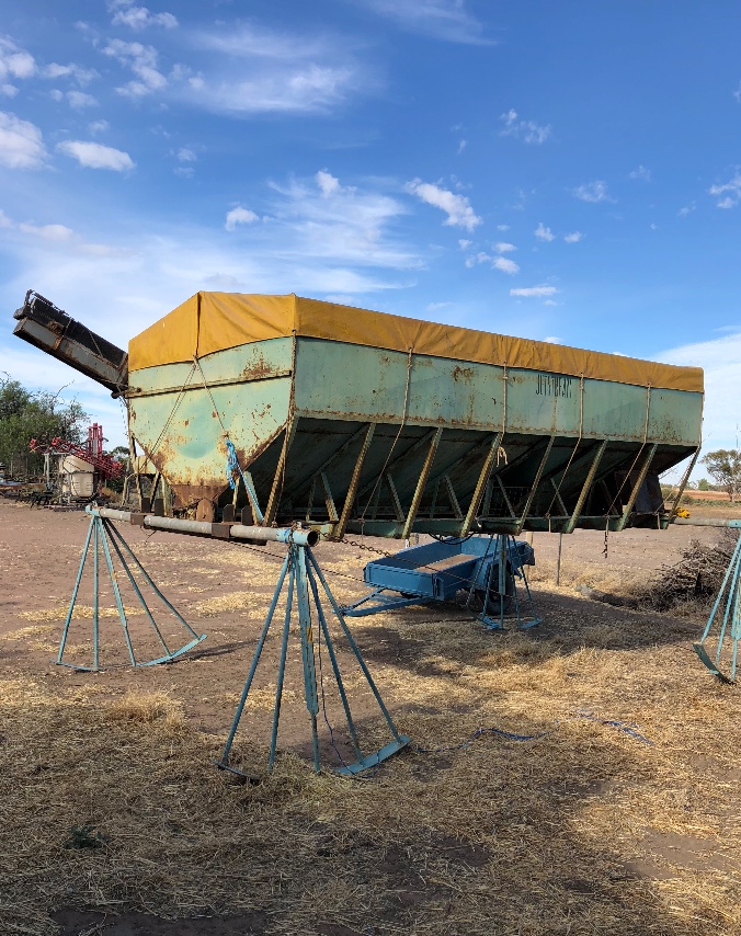 15ft Jetstream Grouper Bin PRICED REDUCED Machinery