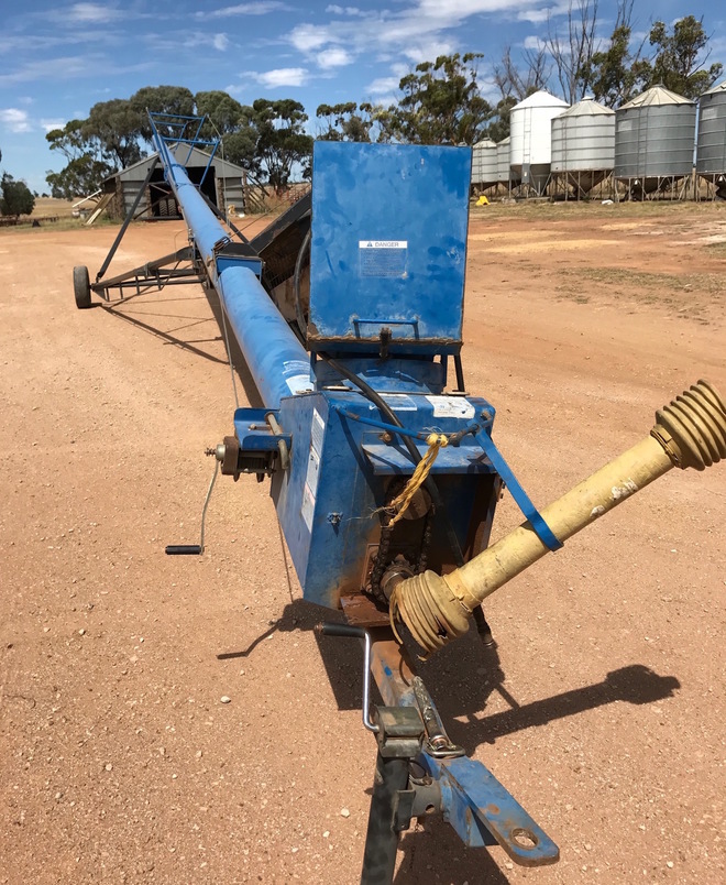 Brandt 70x10 Swing Away Auger Machinery & Equipment Augers