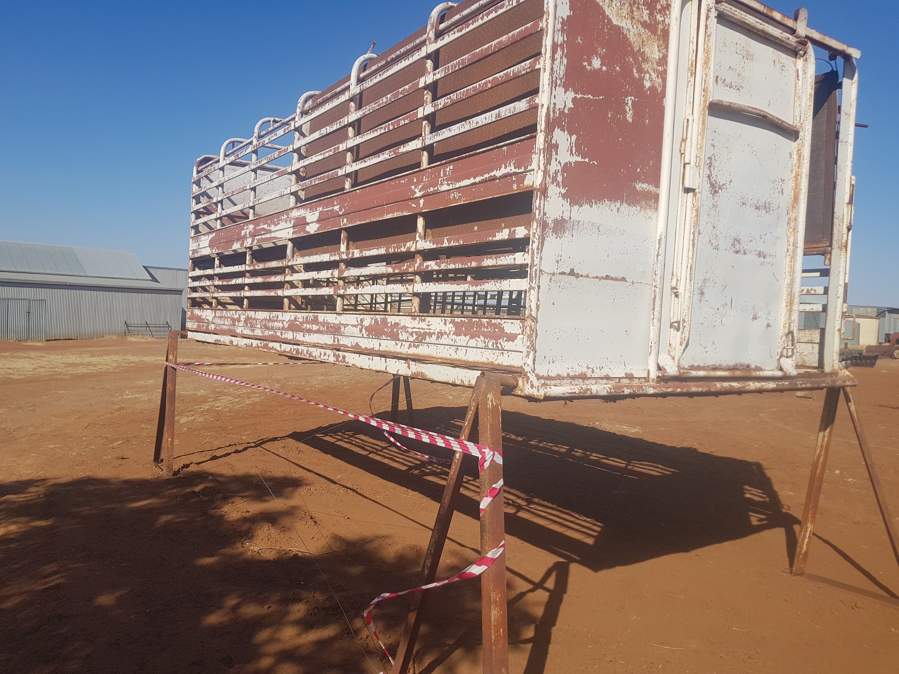 18ft Gowlands 2x1 Stock Crate Trucks & Trailers Stock