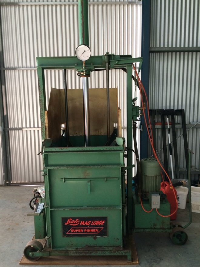 Lister Mac Hydraulic Wool Press Livestock Equipment Woolpresses