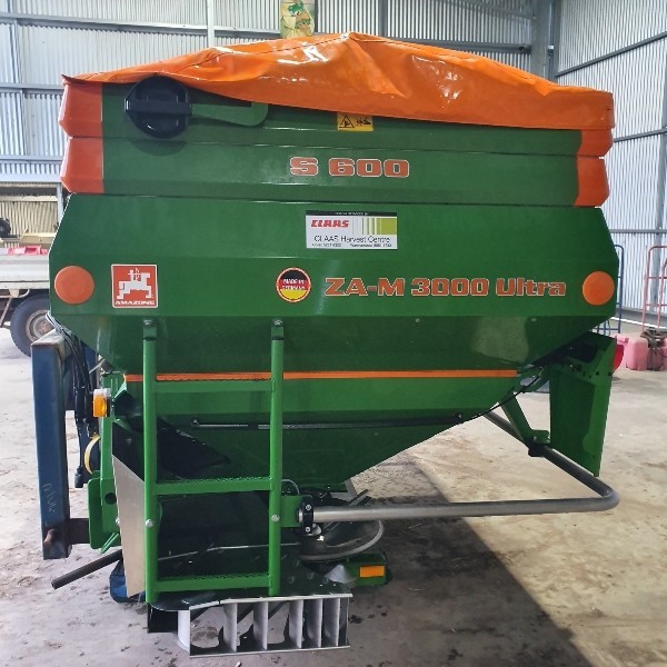 Amazone ZAM 3000 Ultra spreader Machinery & Equipment