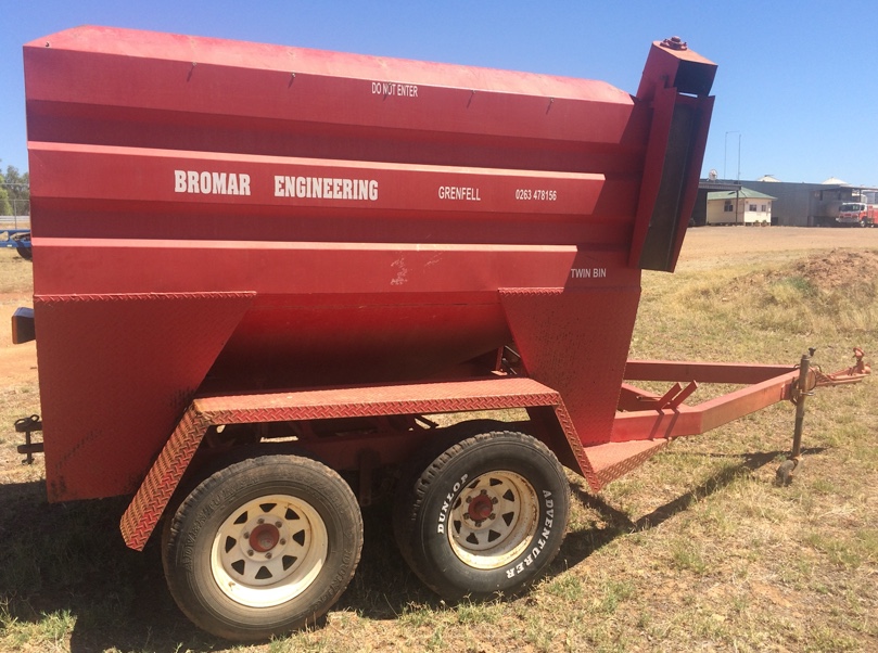 Bromar 50 bag twin feed out bin. Livestock Equipment Livestock