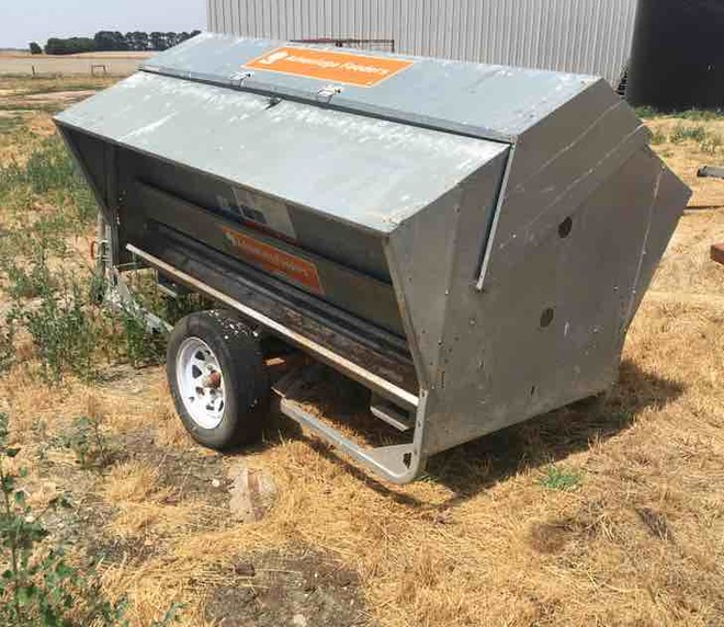 Advantage 1800 lick feeder on wheels. Livestock Equipment