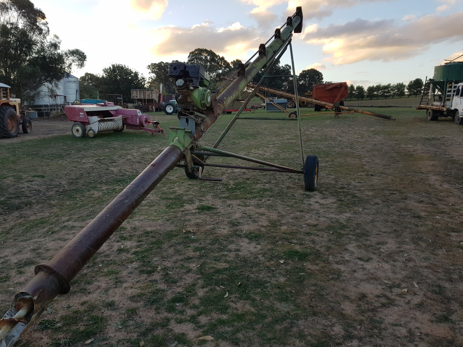30 ft x 7 inch grain auger Machinery & Equipment Augers and