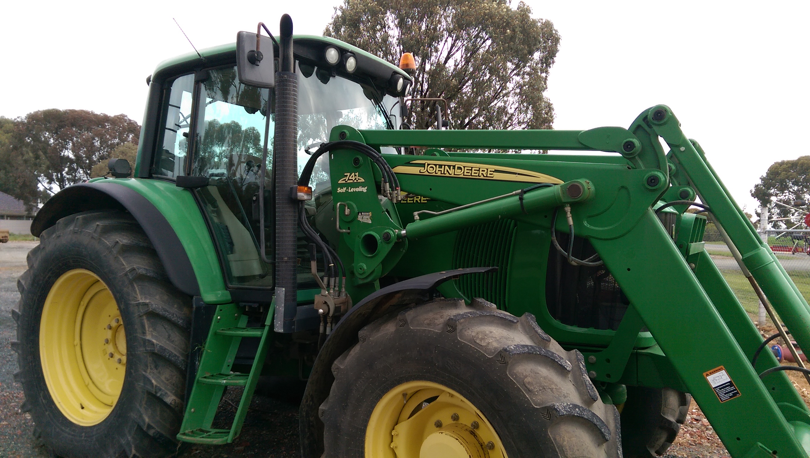 John Deere 6620 | Machinery & Equipment - Tractors For Sale