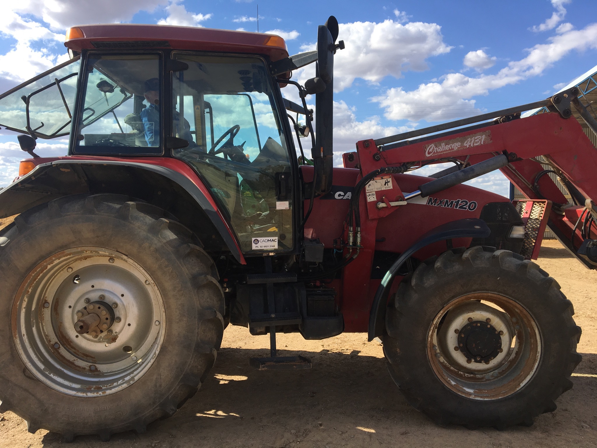 Case MXM 120 with 2003 Challenge 4131 FEL Machinery