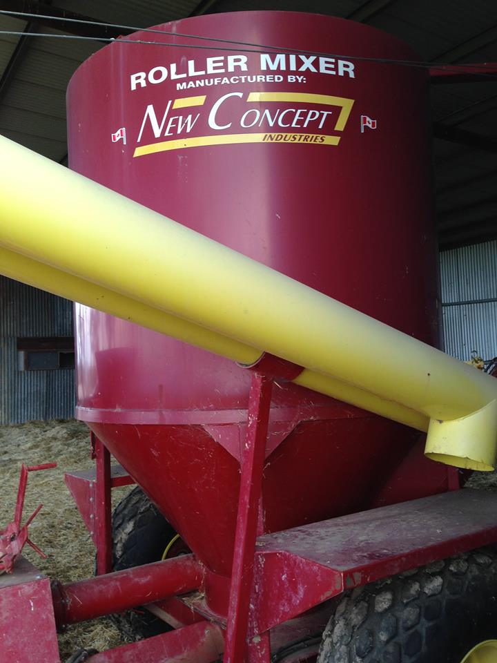 Feed Mixer "New Concept" feed mixer plus roller mill