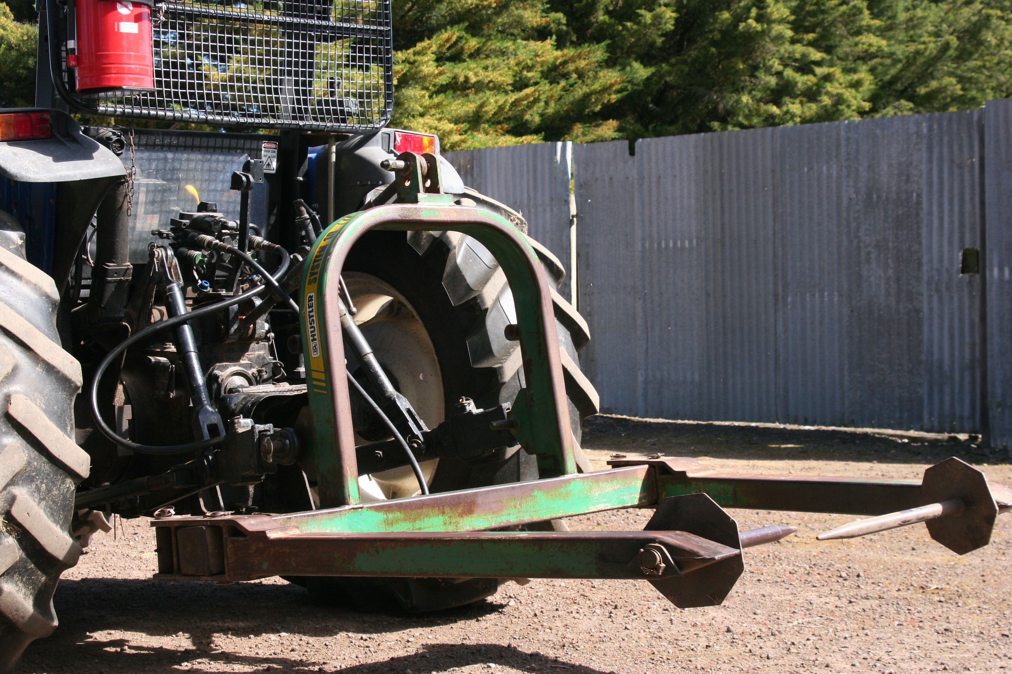 Hustler System 10 Roll King Bale Feeder Machinery Amp Equipment