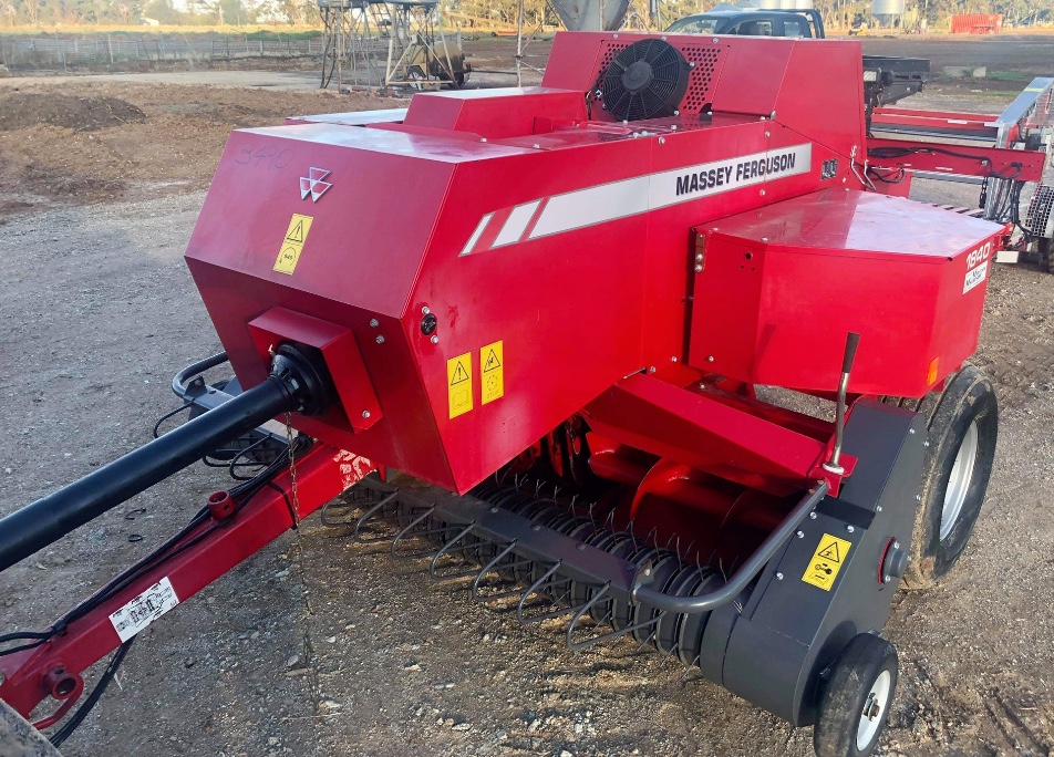 Massey Ferguson 1840 small square baler for sale Machinery