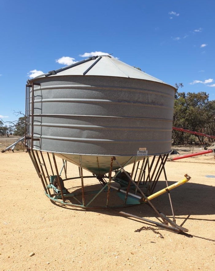 Jetstream PTO Field Bin Machinery & Equipment Field Bins