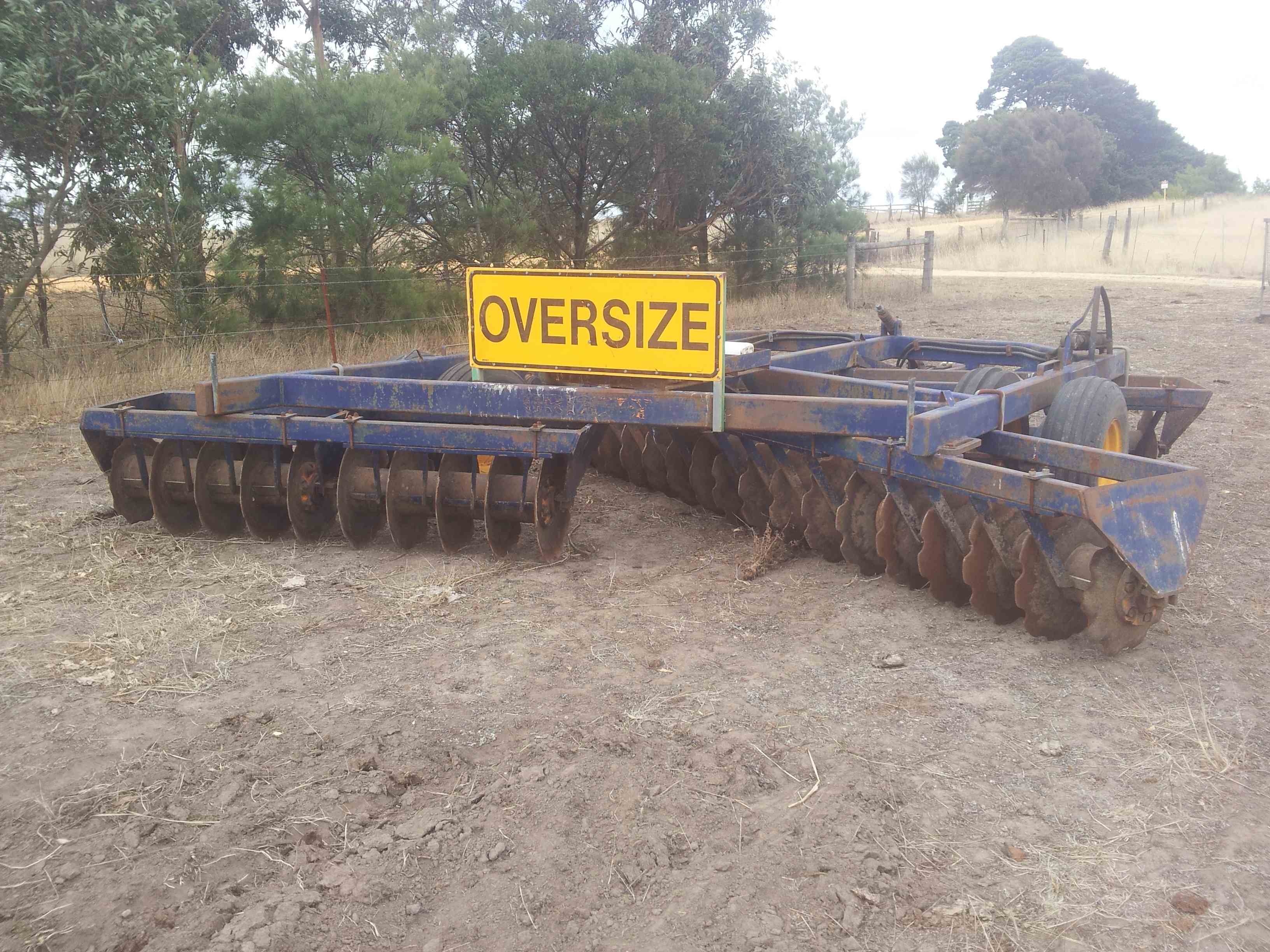 GRIZZLY OFFSET DISC PLOUGH Machinery & Equipment General