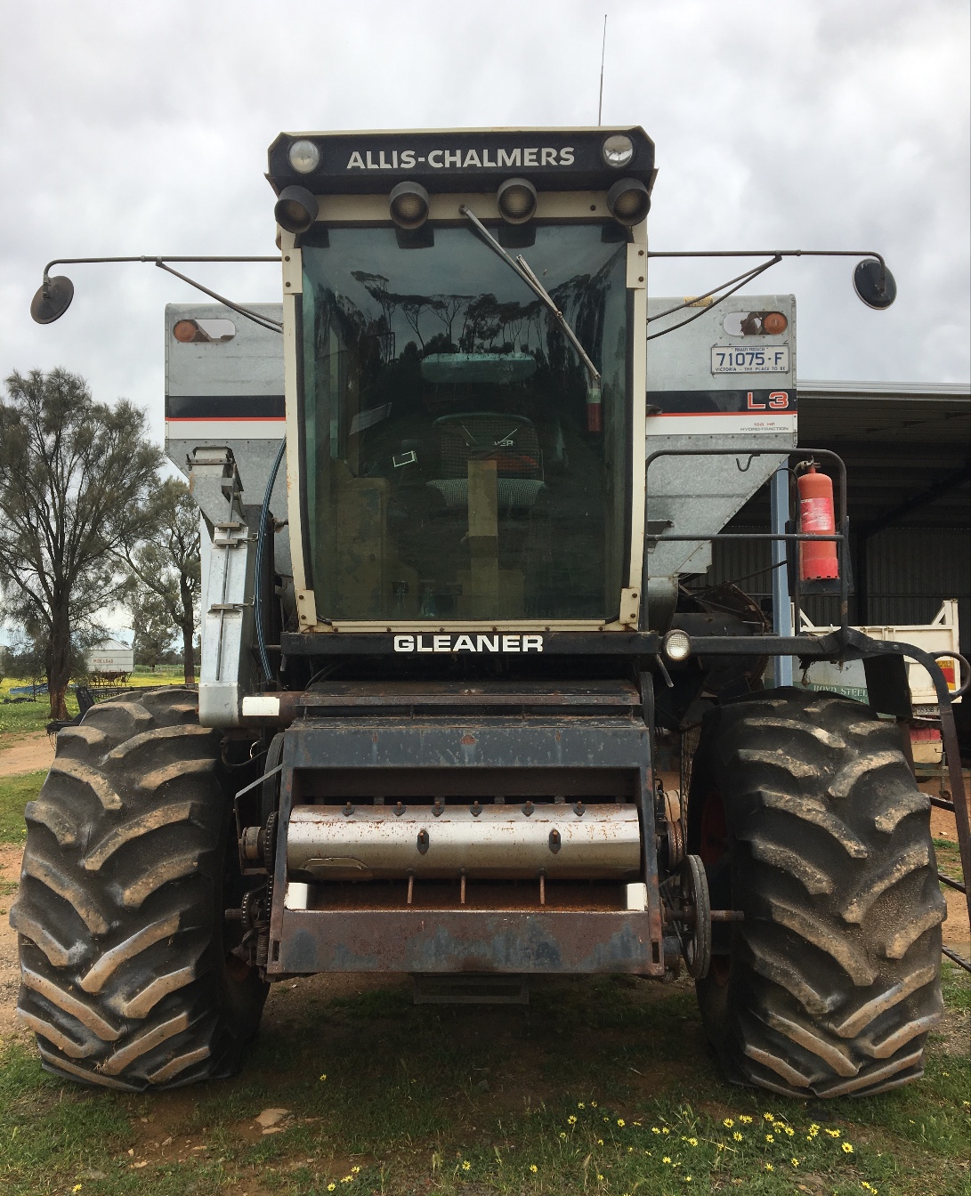 ALLISCHALMERS L3 GLEANER HEADER FOR SALE w Front 2 Reels