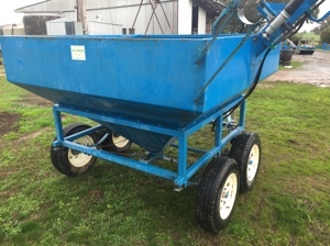 Grain Feeder Trailer W Auger Machinery Amp Equipment Groupers