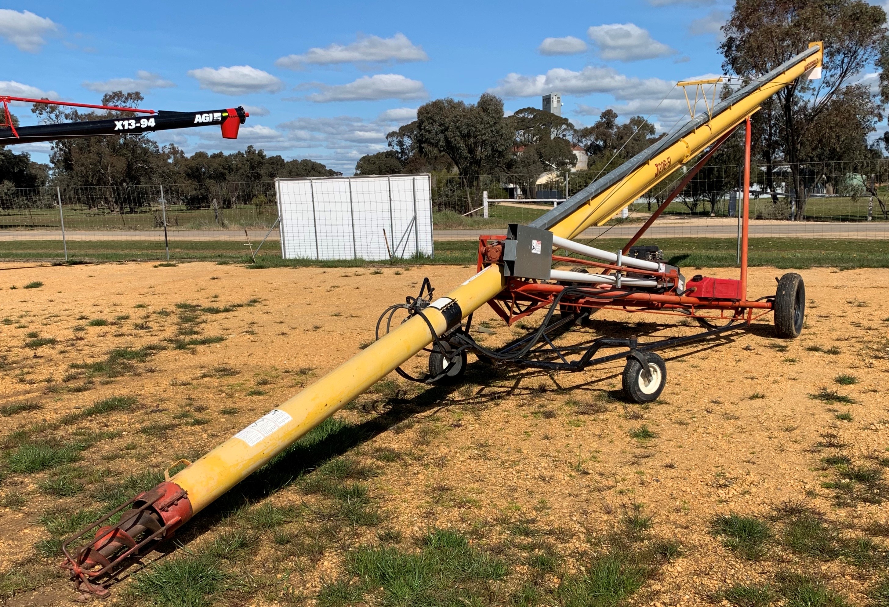 Westfield 8" x 51' Auger Machinery & Equipment