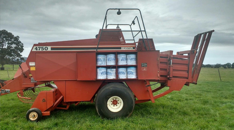 Hesston 4750 Square Baler 8x3x3 PRICED REDUCED Machinery