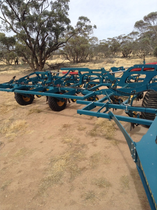 Equalizer Air Seeder Machinery & Equipment Tillage and