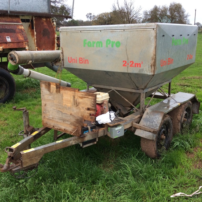 Farm Pro Portable Feed Bin with Auger Livestock Equipment