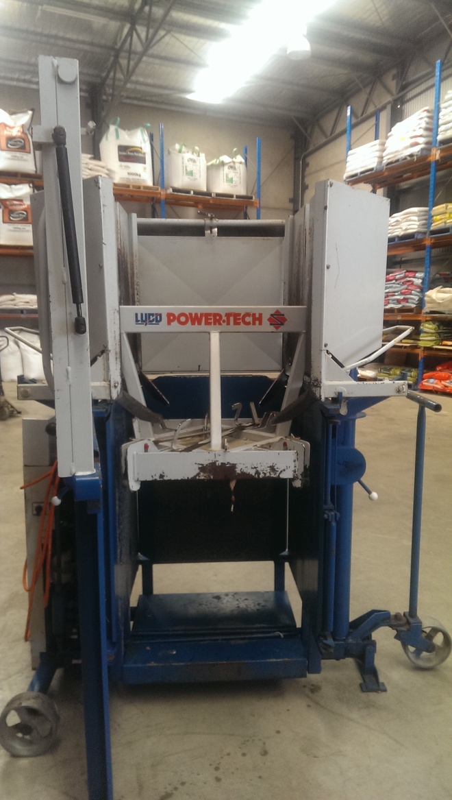 Lyco wool press Livestock Equipment Woolpresses For Sale