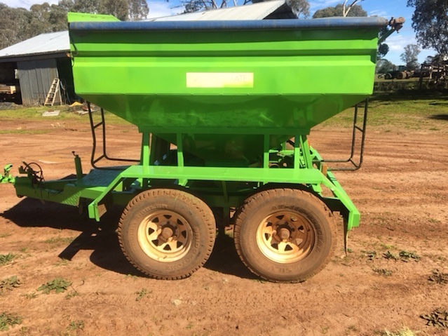 Farm Mate Sheep Feeder Livestock Equipment Livestock Feeding