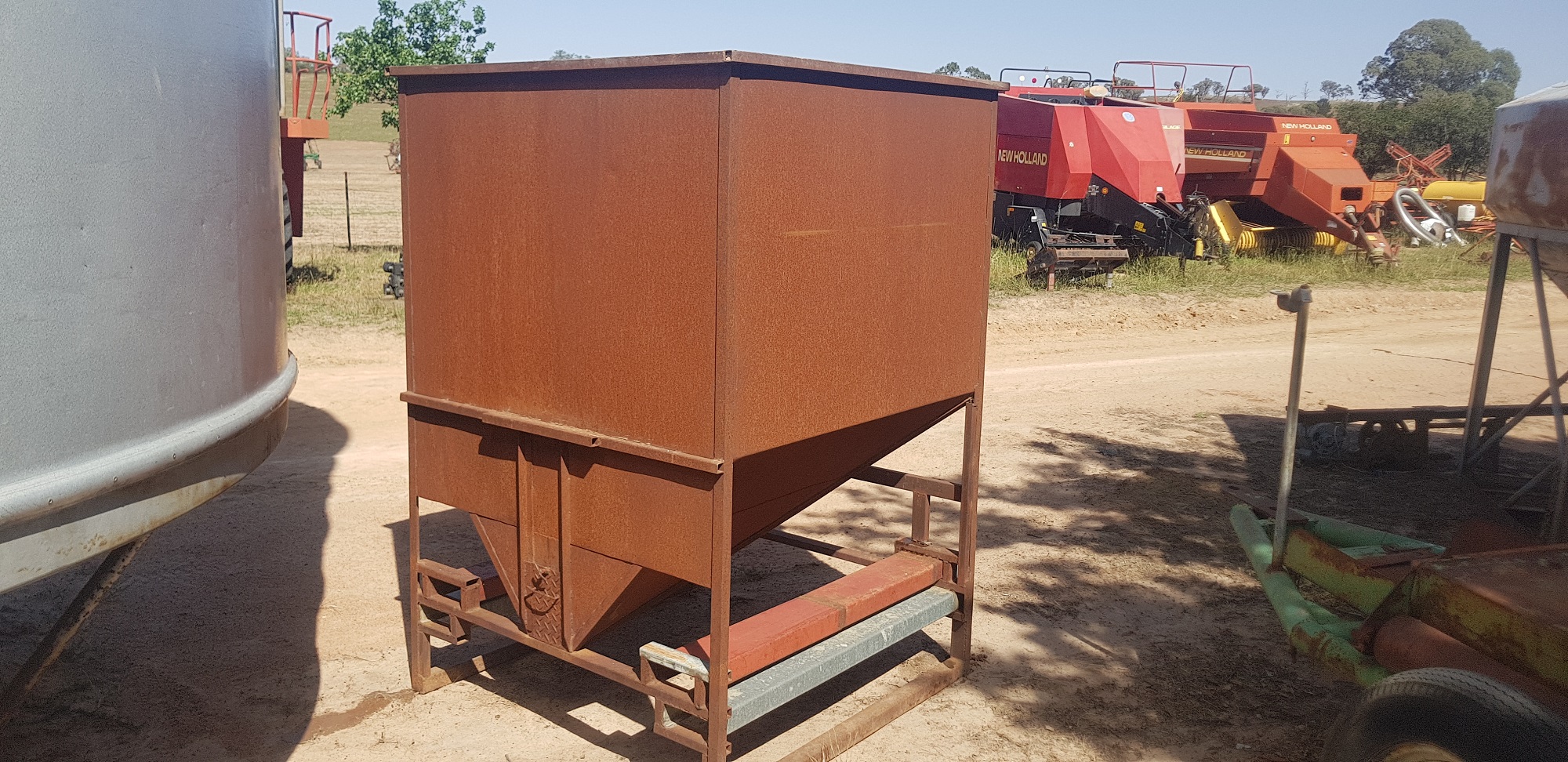 Feedout Bin/Seed Bin Machinery & Equipment Grain Handling