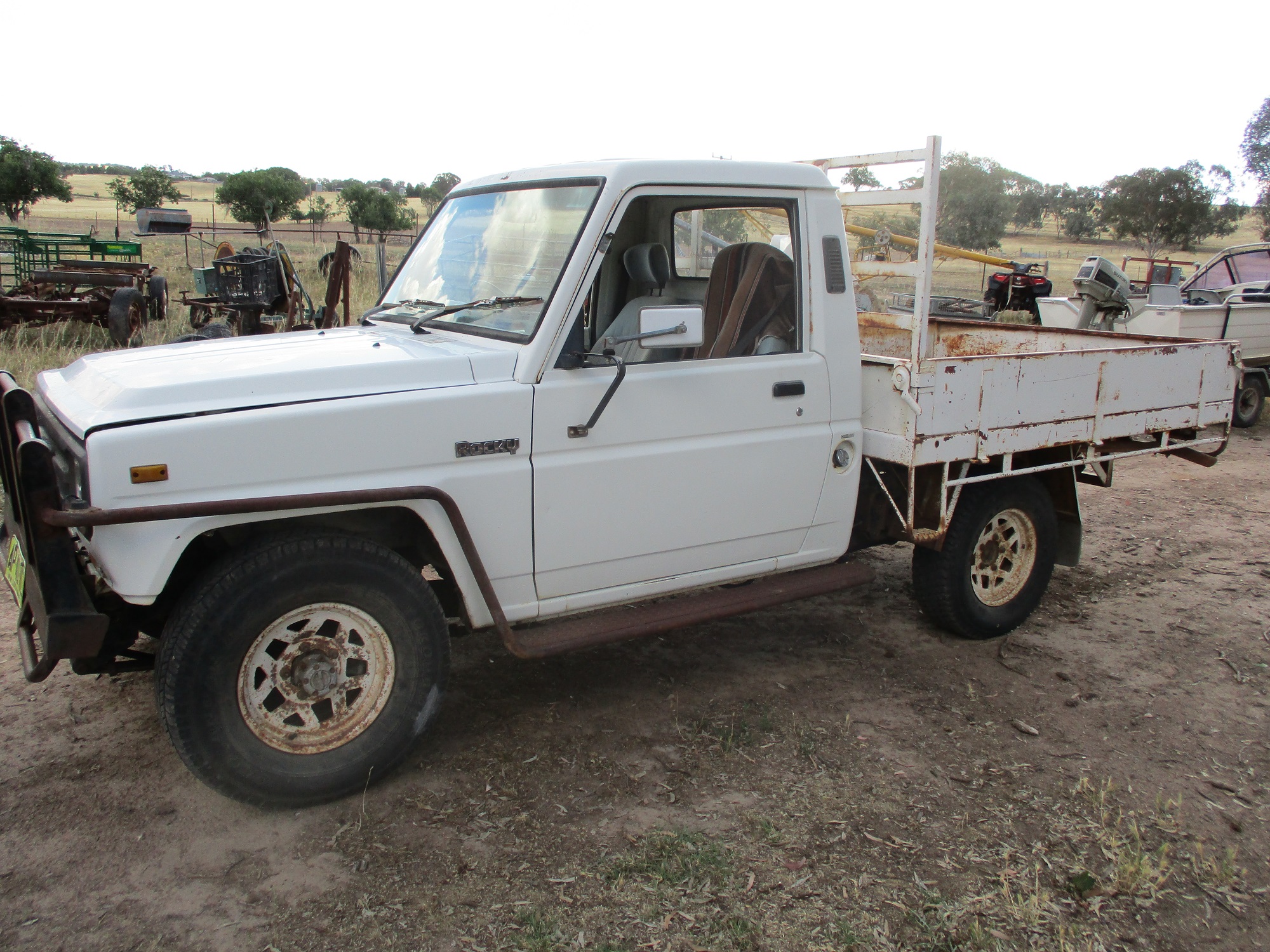 1988 Daihatsu Rocky 4x4 Ute Diesel Vehicles & Motorbikes