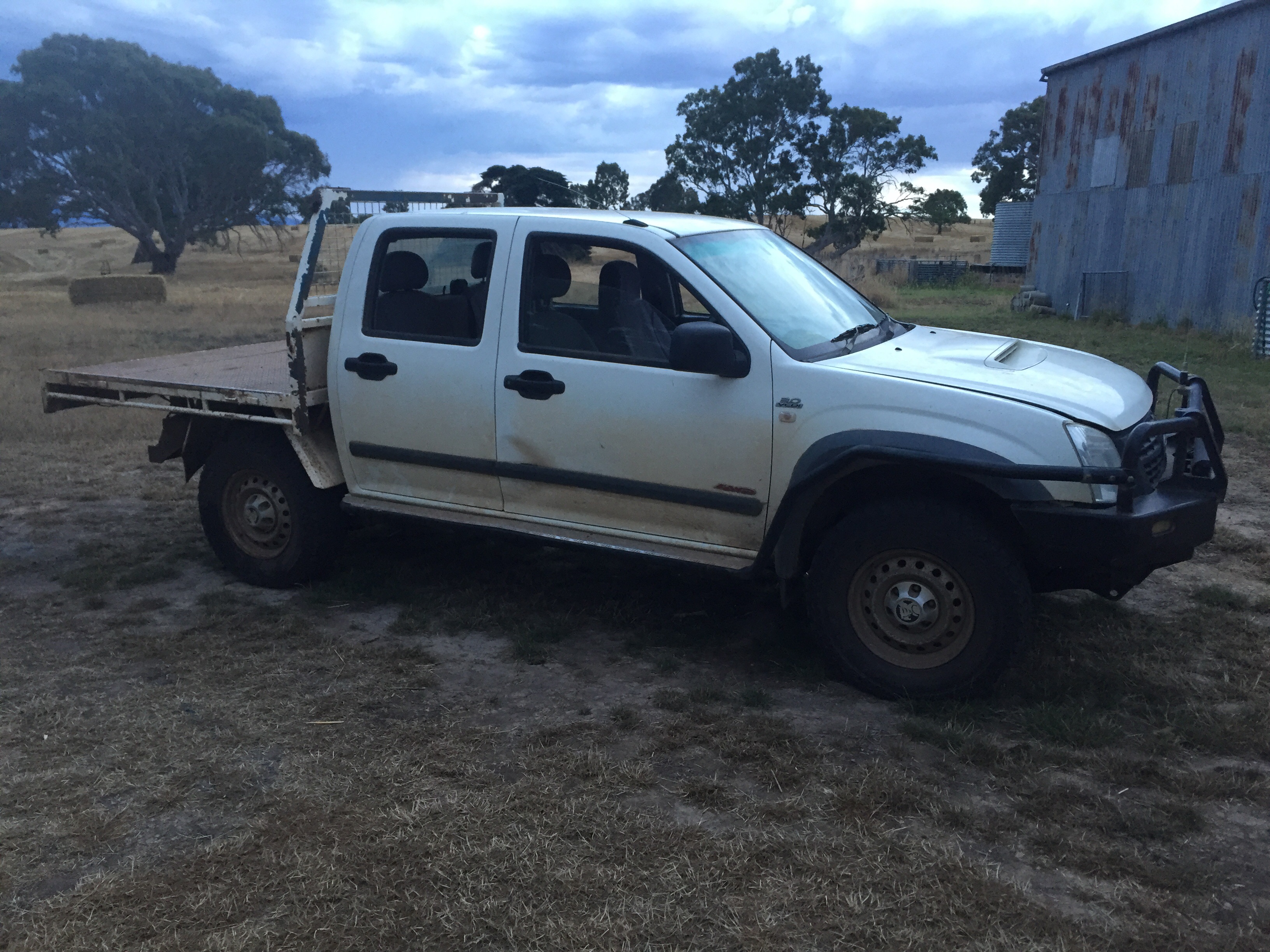 Holden rodeo twin cab Vehicles & Motorbikes 4WD Utes For