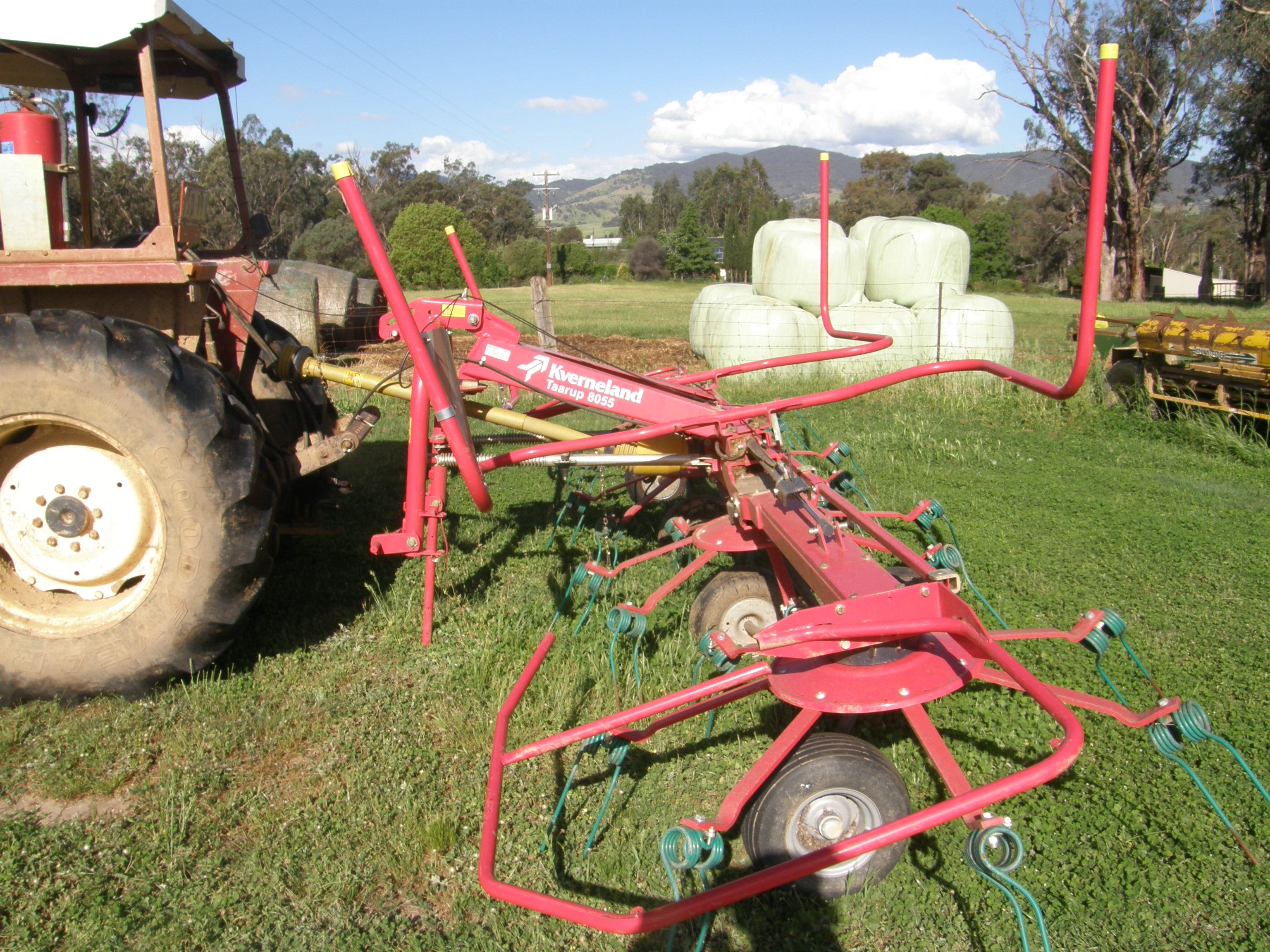 Taarup 8055 Tedder Rake Machinery & Equipment Hay and