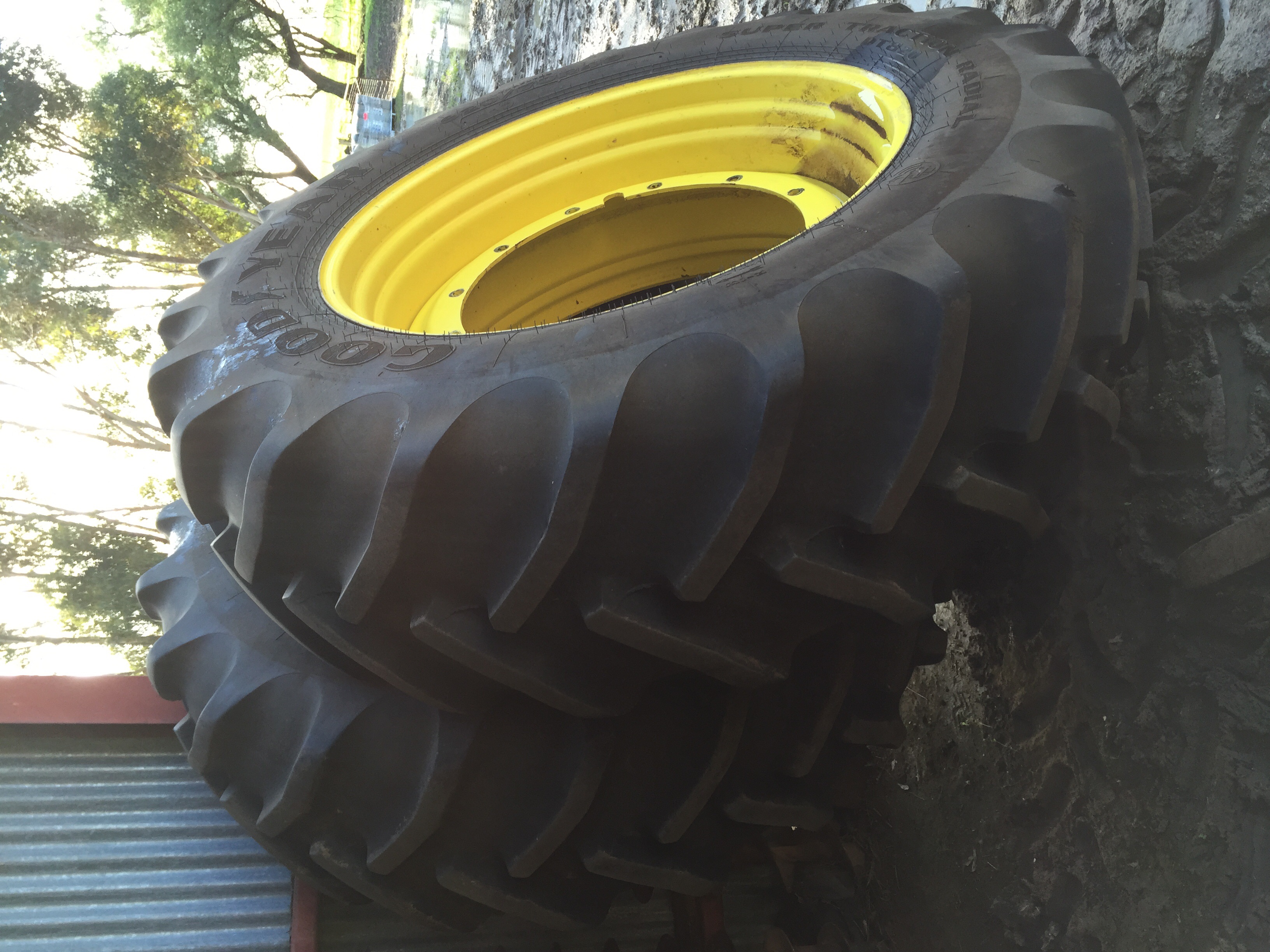 John Deere Rims and Tyres Machinery & Equipment Tyres and