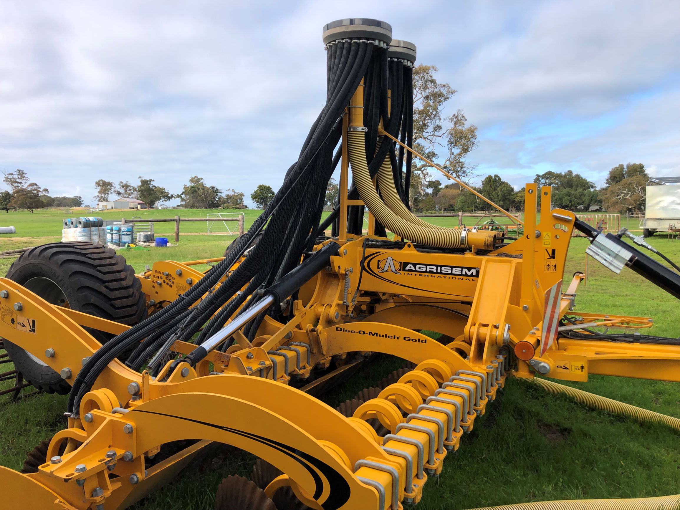 Agrisem & DSF Airseeder box Machinery