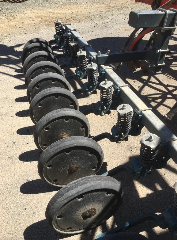 16 x Ag Master press wheels for sale Machinery & Equipment