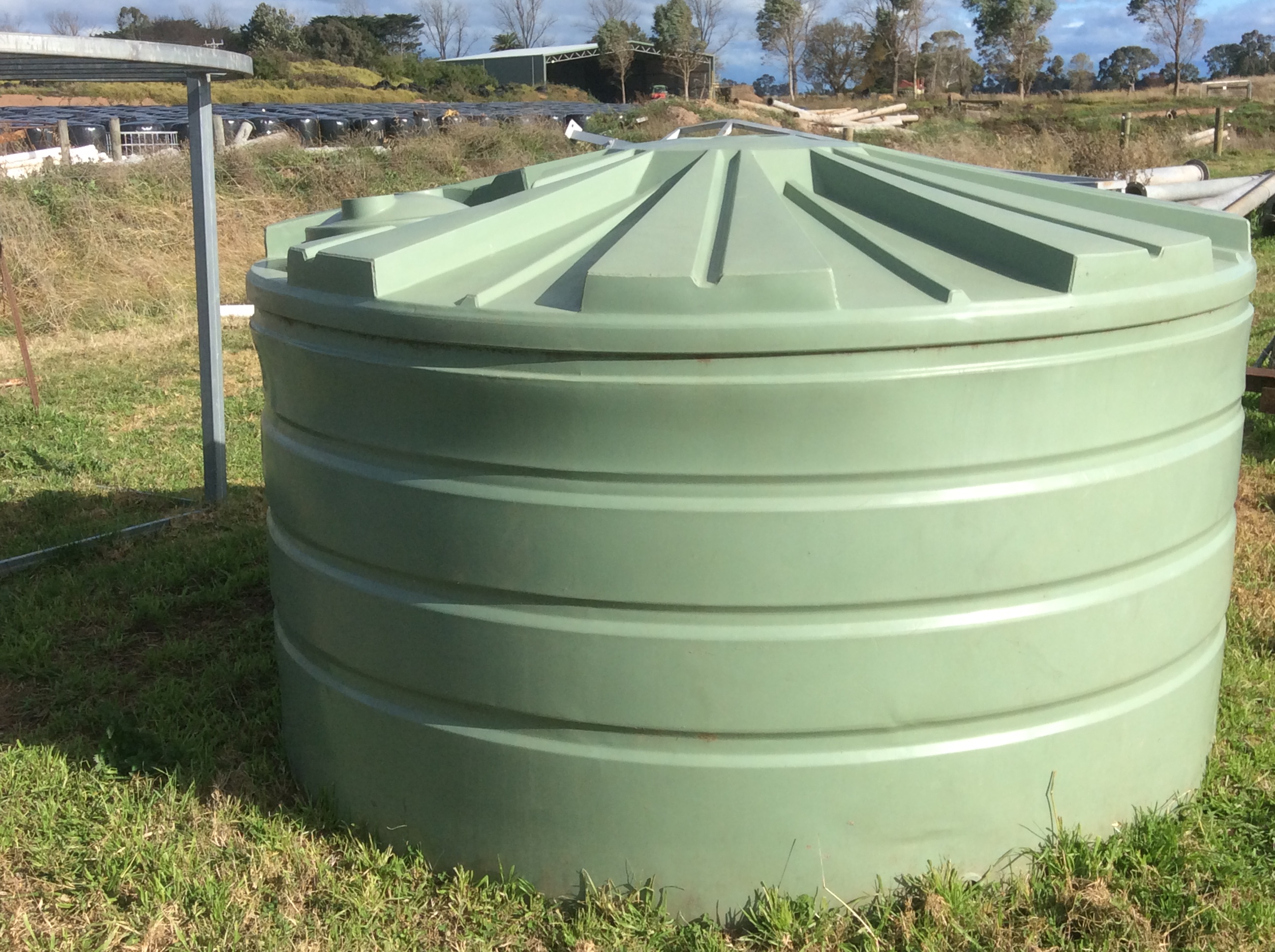 4000 Litre Poly Tank Machinery & Equipment Tanks For Sale