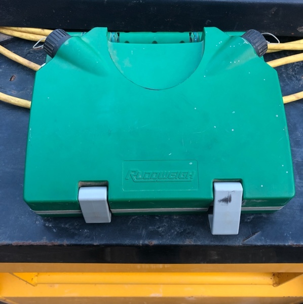 Ruddweigh scales and crate Livestock Equipment Livestock