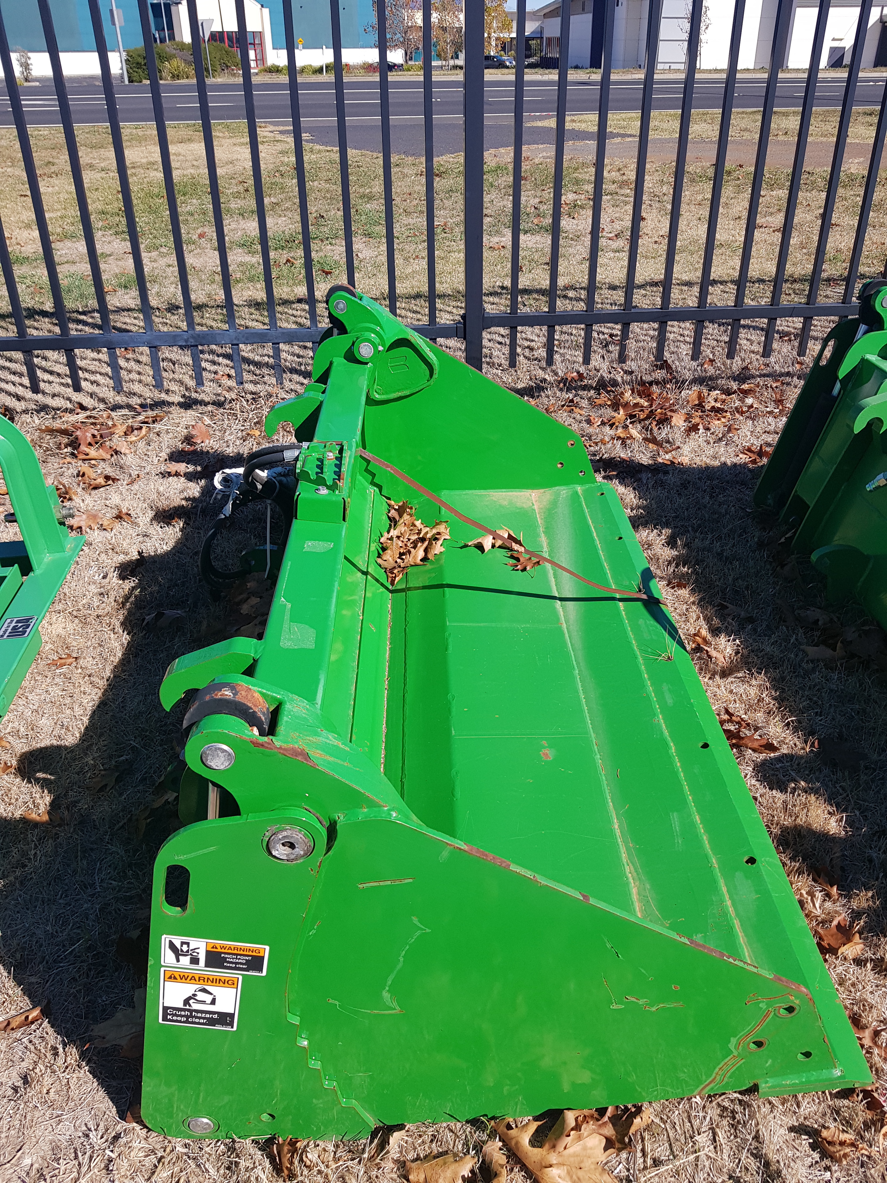 6ft John Deere 4 in 1 Bucket with Euro Hitch on All Lots