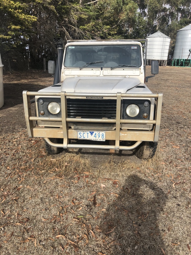Landrover Defender Ute Vehicles & Motorbikes 4WD Utes For