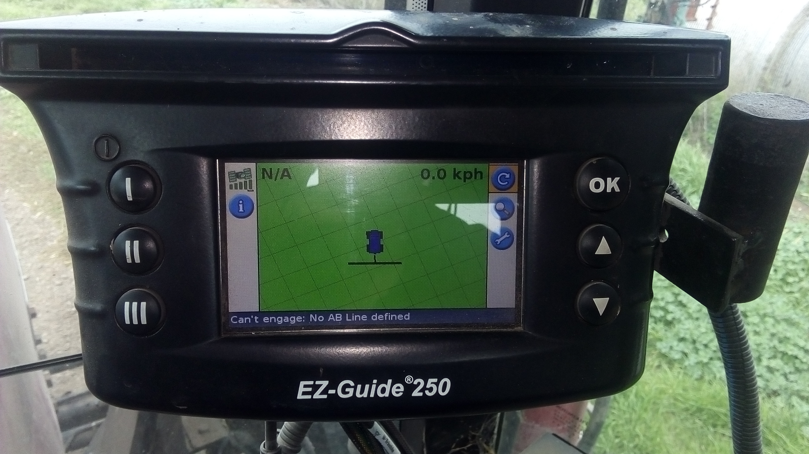 Trimble 250 ez steer Machinery & Equipment GPS and Auto