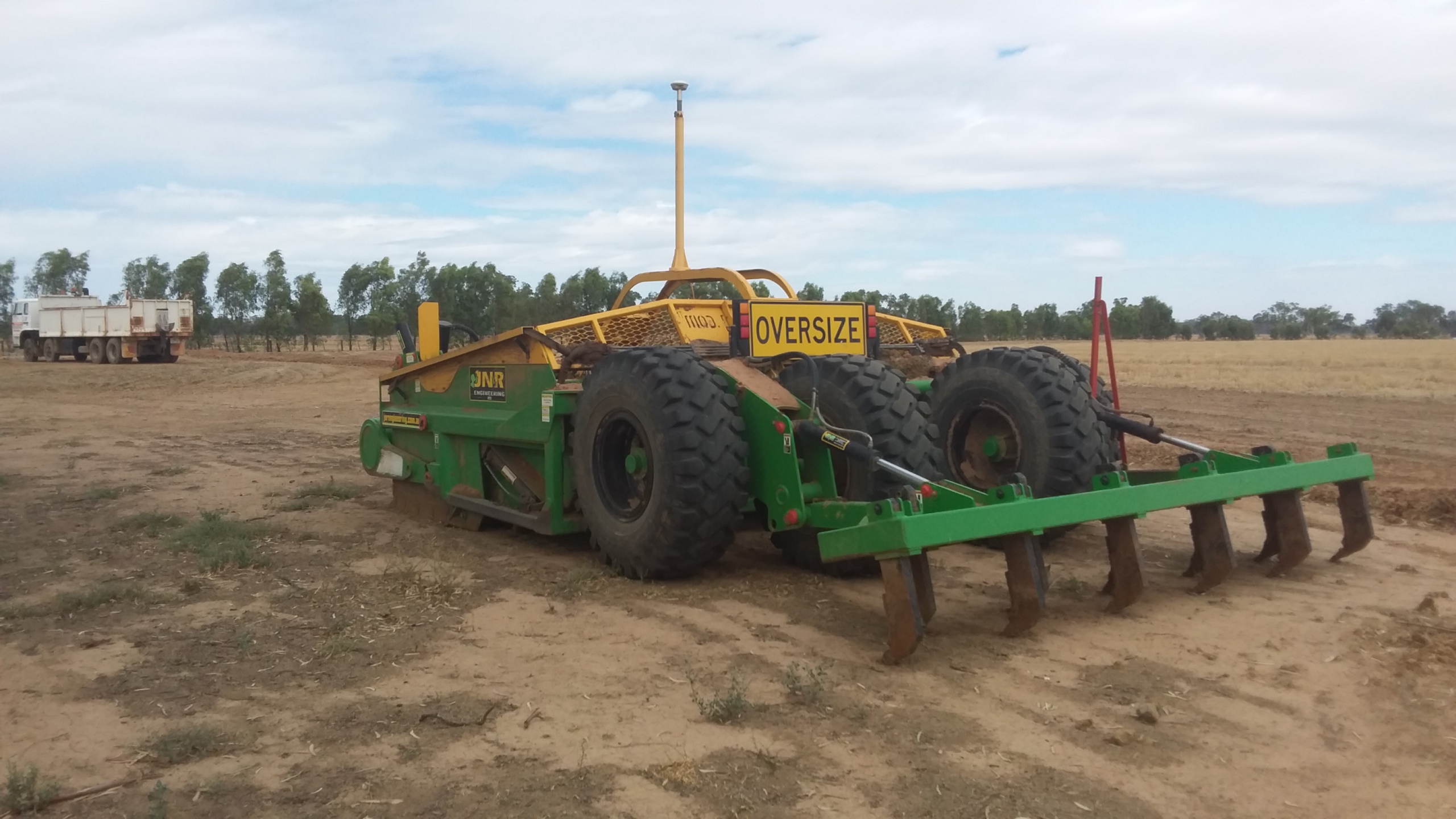 JNR 4.2 metre heavy bucket Machinery & Equipment Laser