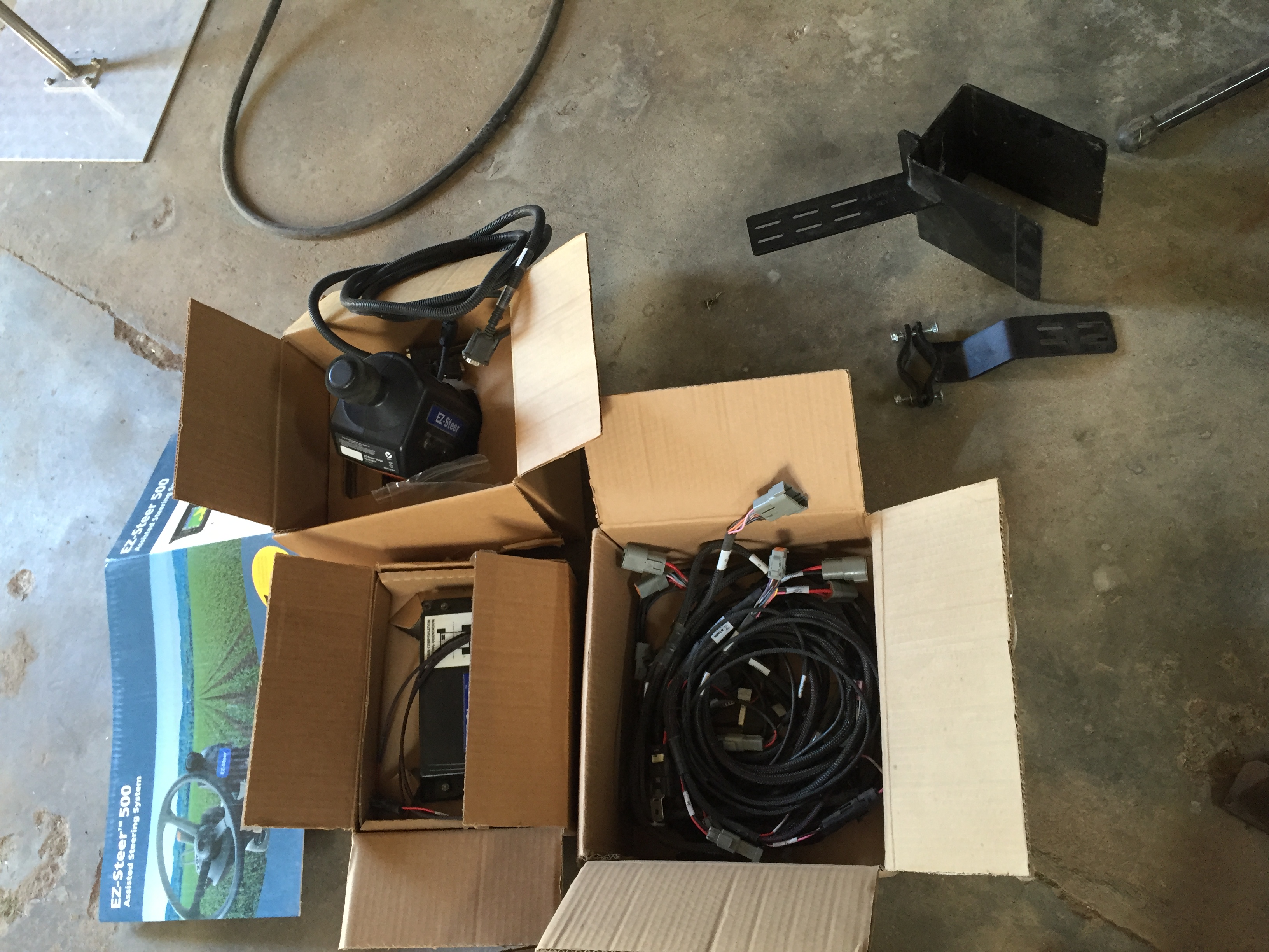 TRIMBLE EZ STEER Machinery & Equipment GPS and Auto Steer