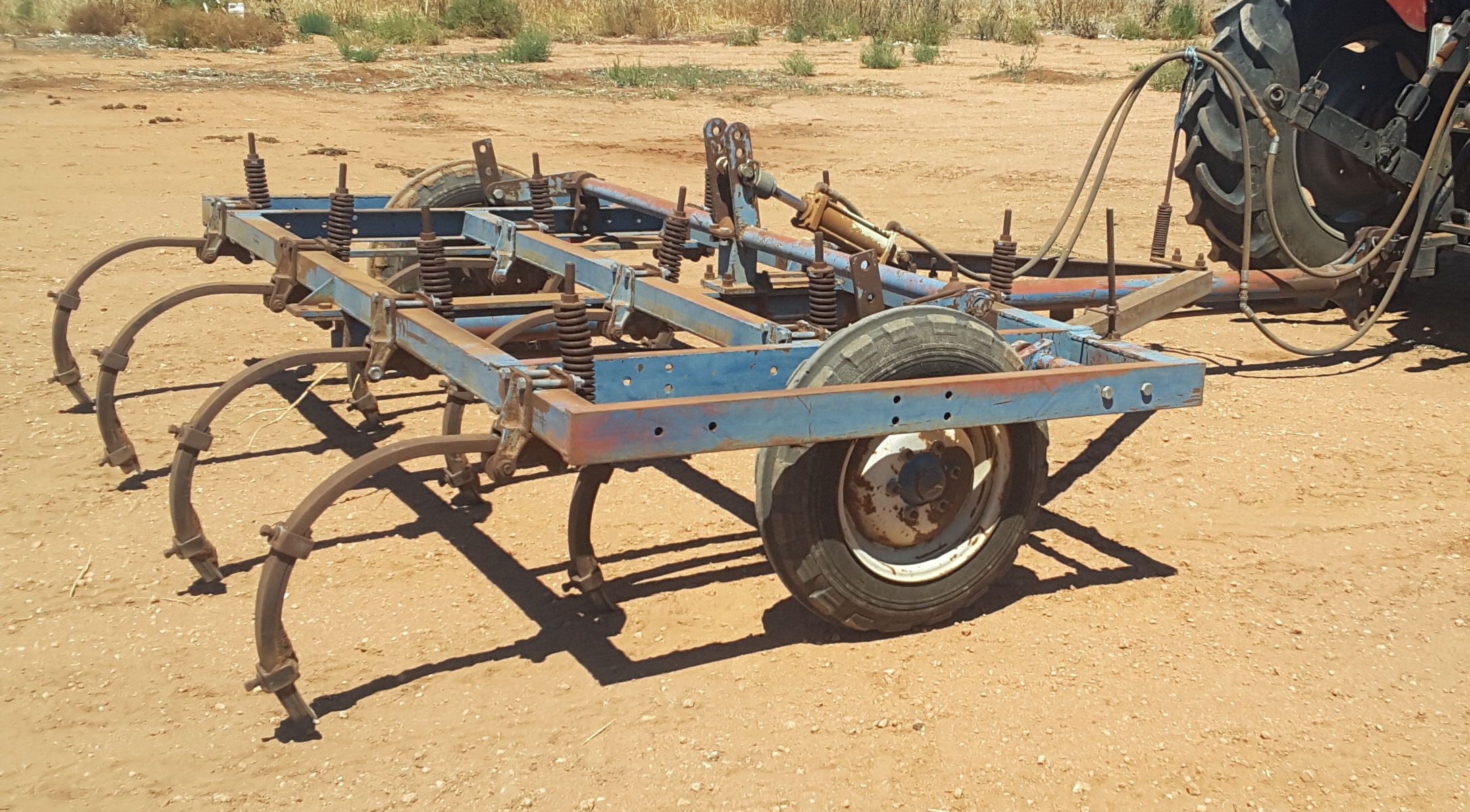 Chisel Plough Machinery & Equipment Tillage and Seeding For