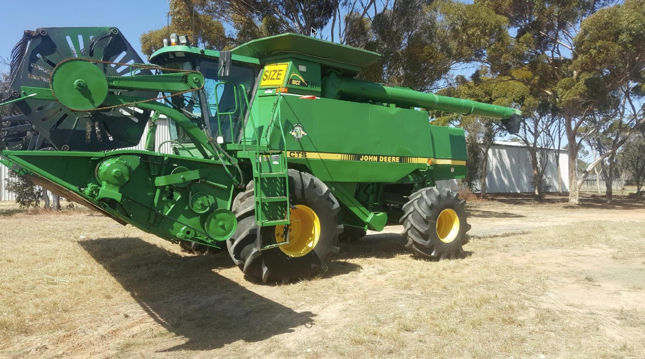 John Deere CTS Rice Header with 30ft Front & Trailer PRICE