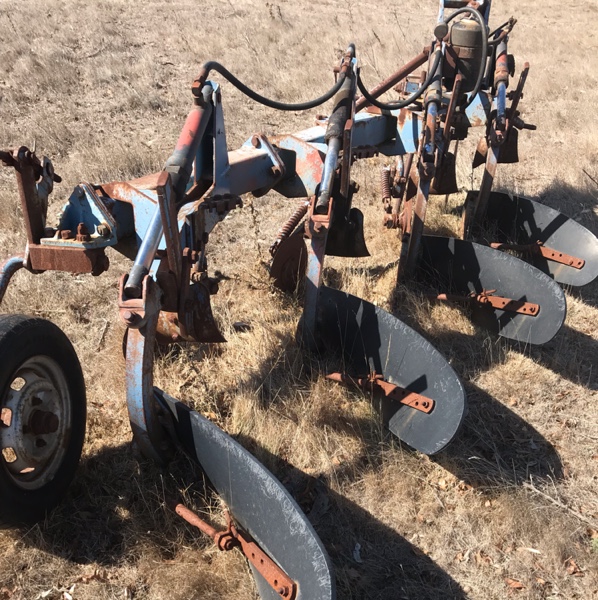 Mouldboard Plough Machinery & Equipment Blade Plough For