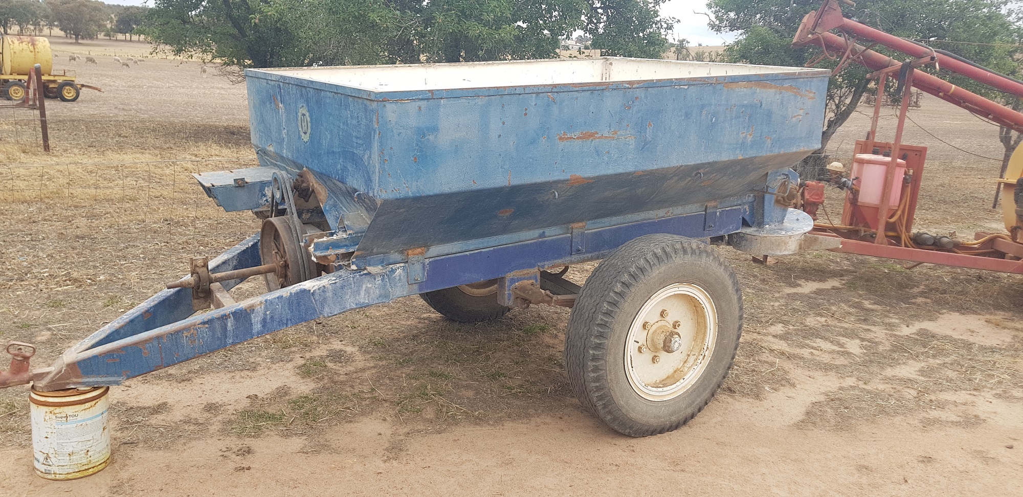 Marshall Trailing Multi Spreader Machinery & Equipment