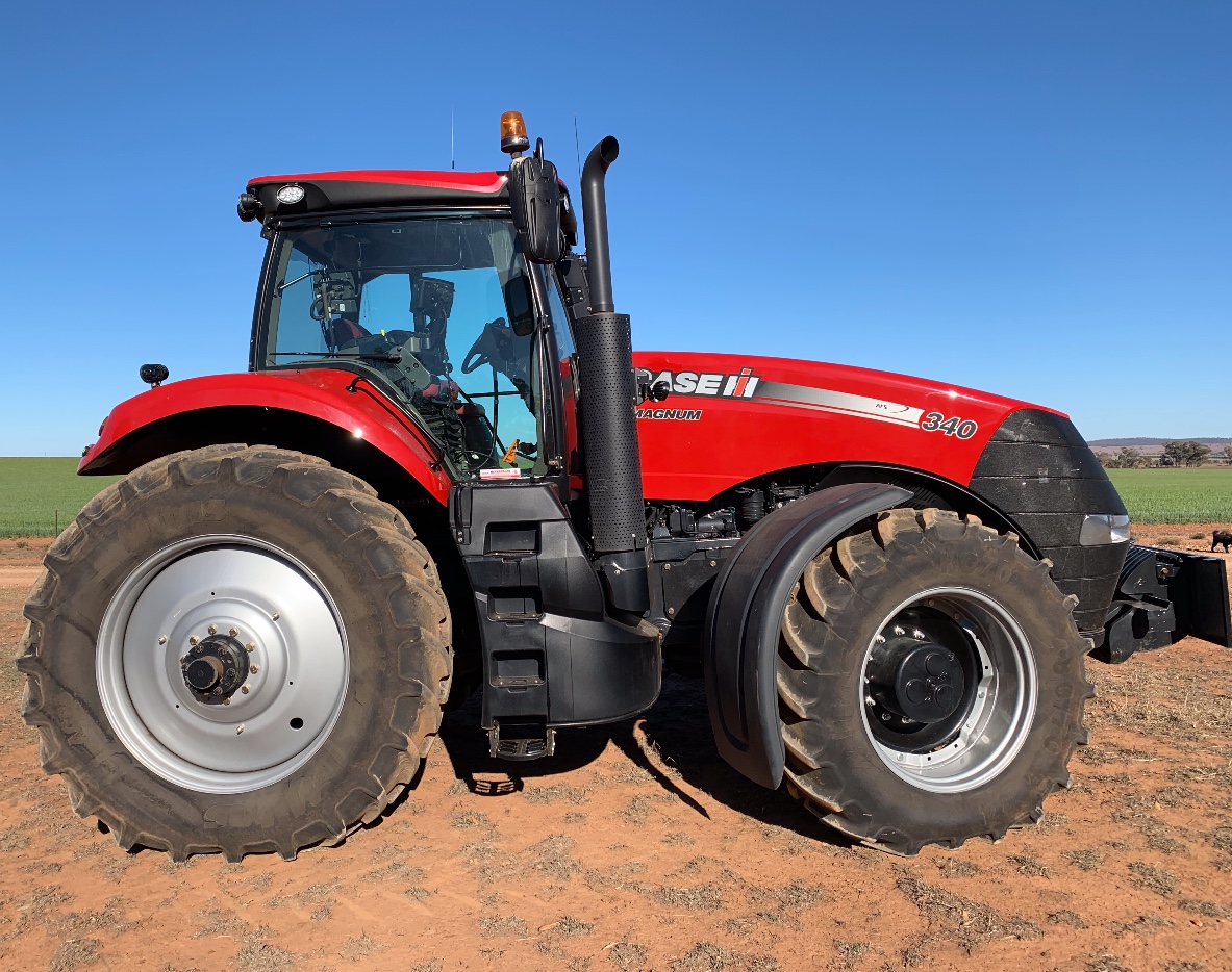 2018 Case IH Magnum 340 Tractor Machinery & Equipment