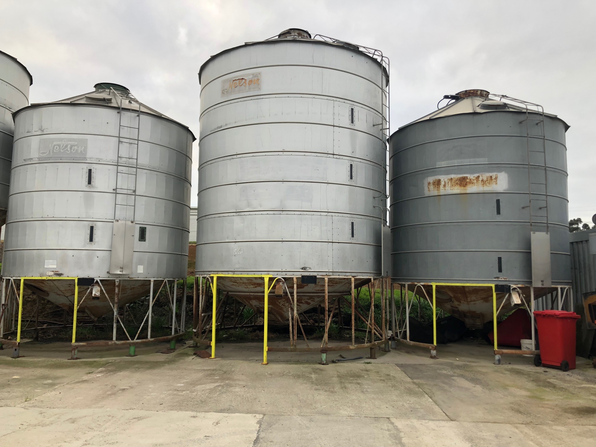 Nelson grain silos x 3 Machinery & Equipment Grain Storage