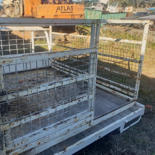 Ute stock crate Trucks & Trailers Stock Crates and Bulk