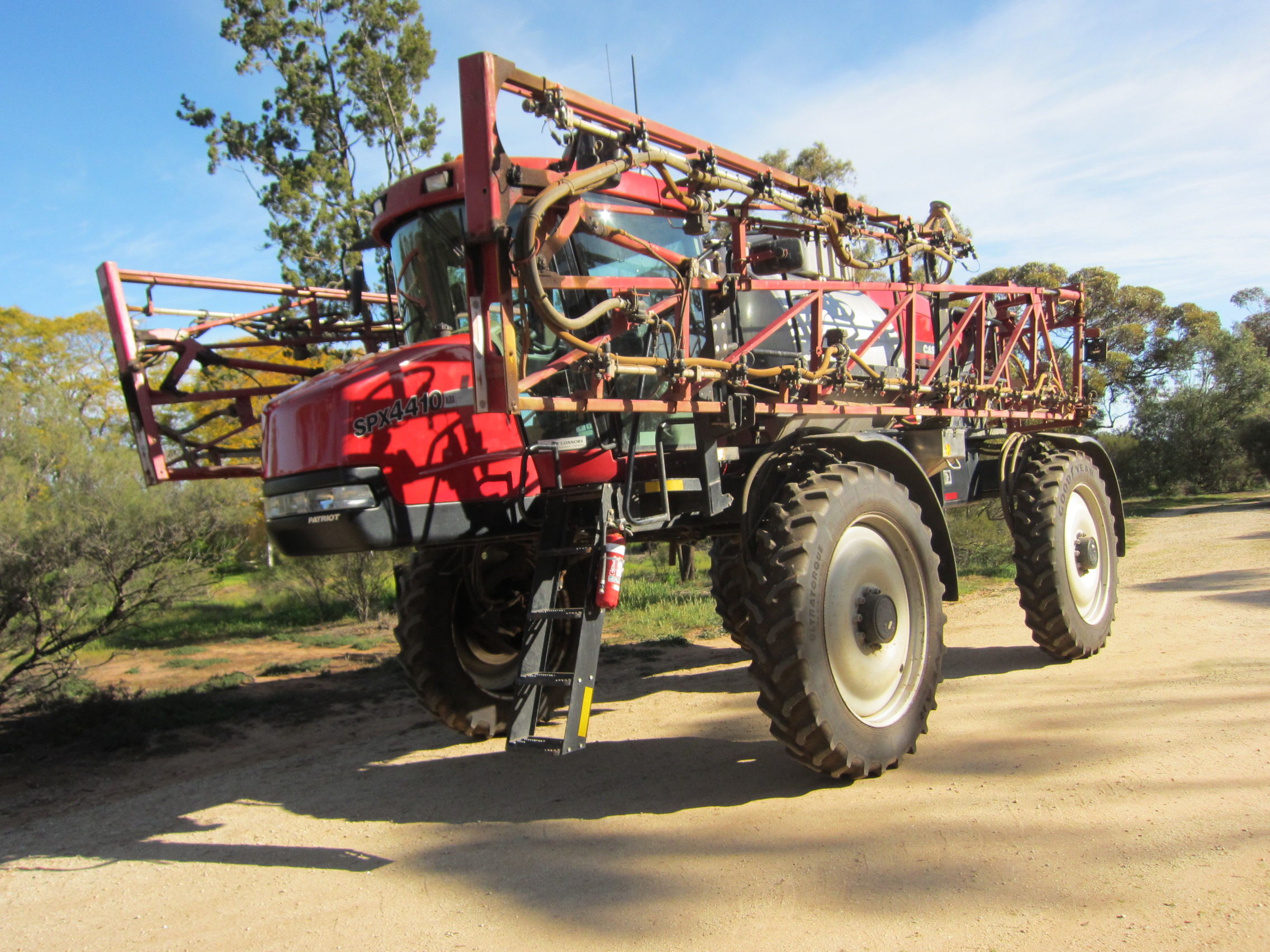 2005 Case IH Patriot SPX 4410 Self Propelled Sprayer Machinery