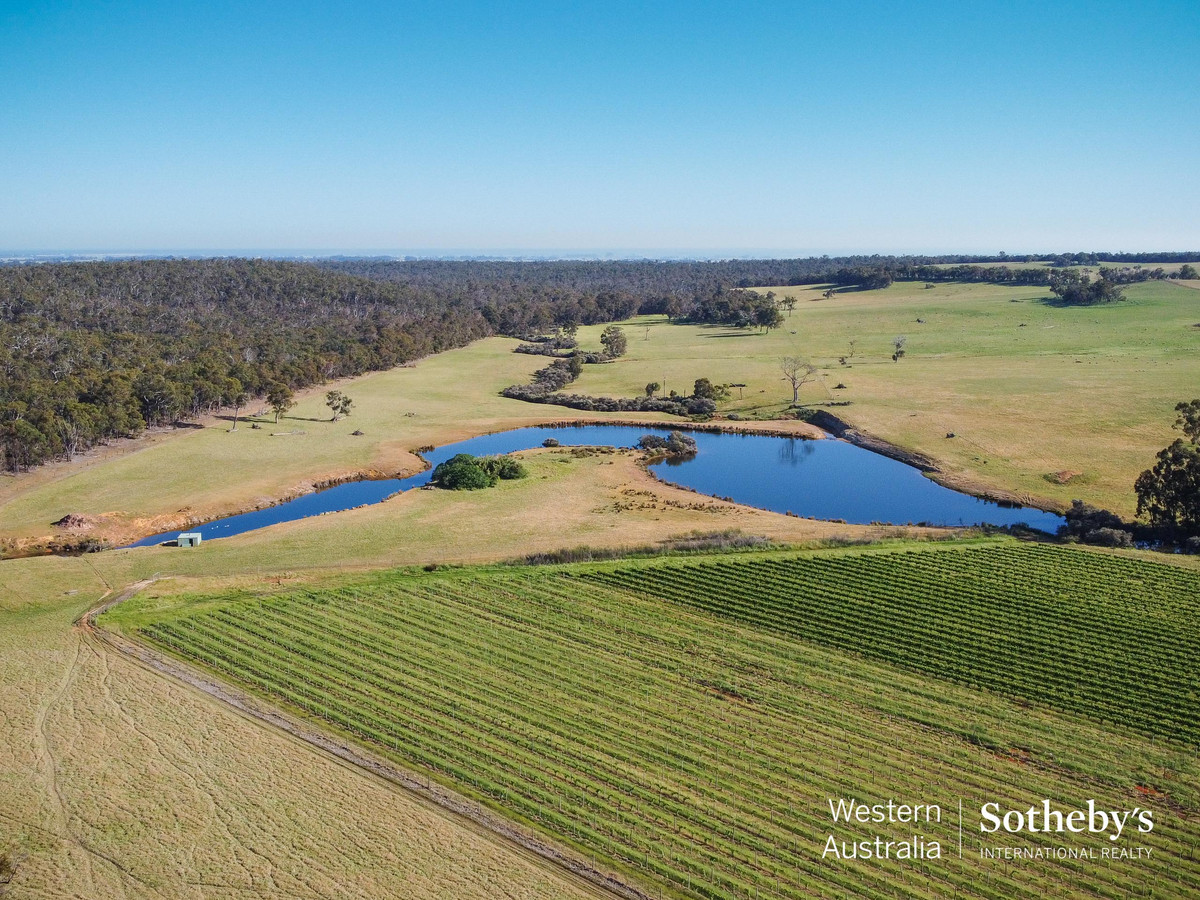 Business For Sale: Yoganup, WA 6275