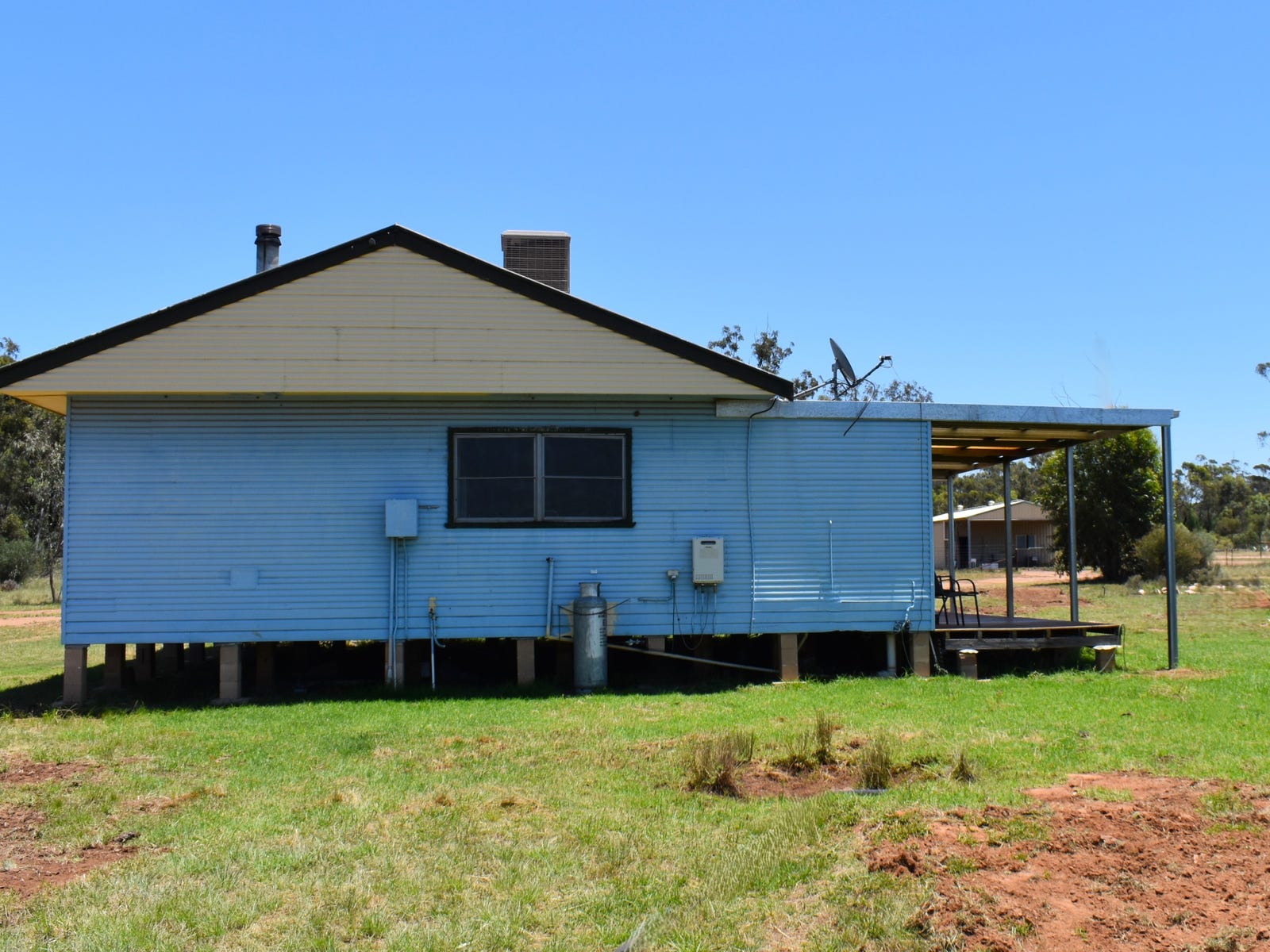 Business For Sale: Fifield, NSW 2875