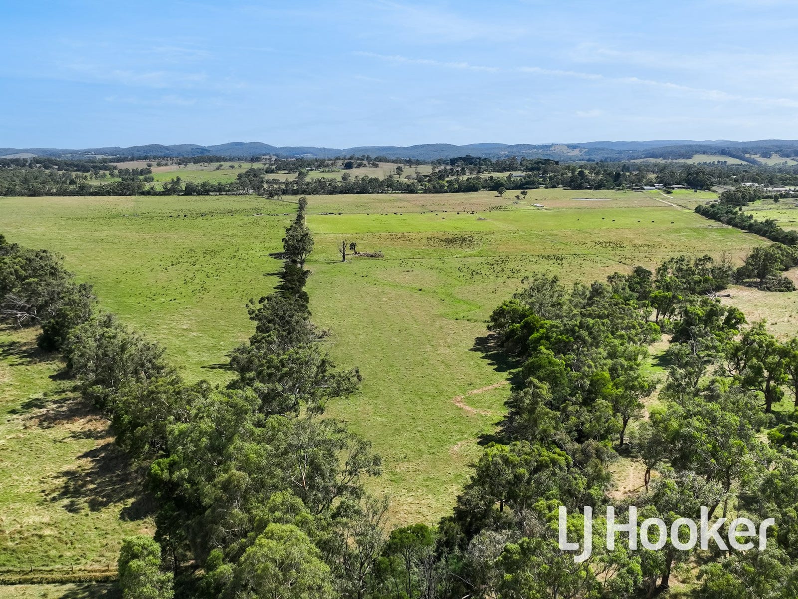 Business For Sale: Nar Nar Goon, Vic 3812