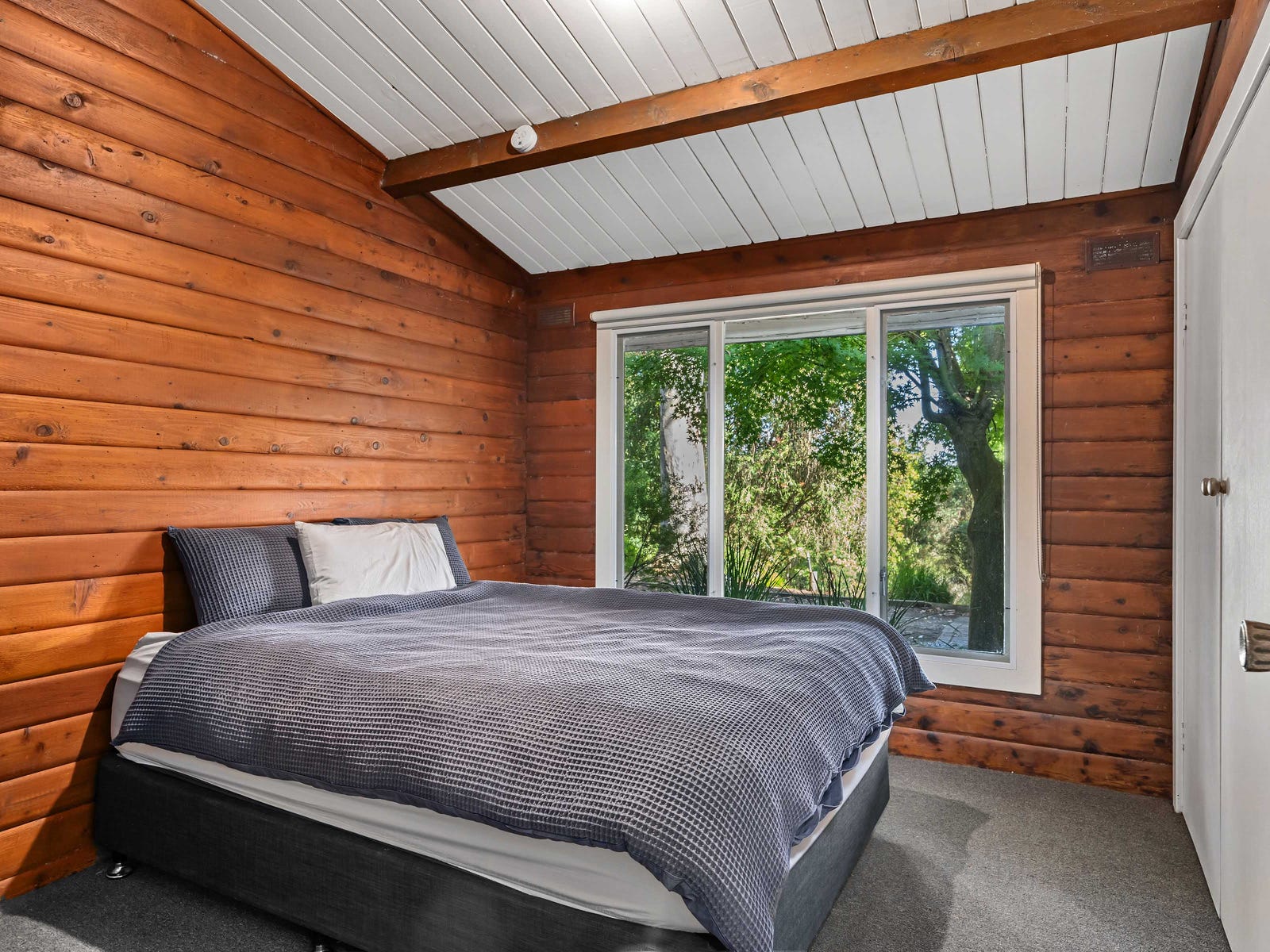 Farm For Sale in Yellingbo, Vic 3139 365 Beenak Road