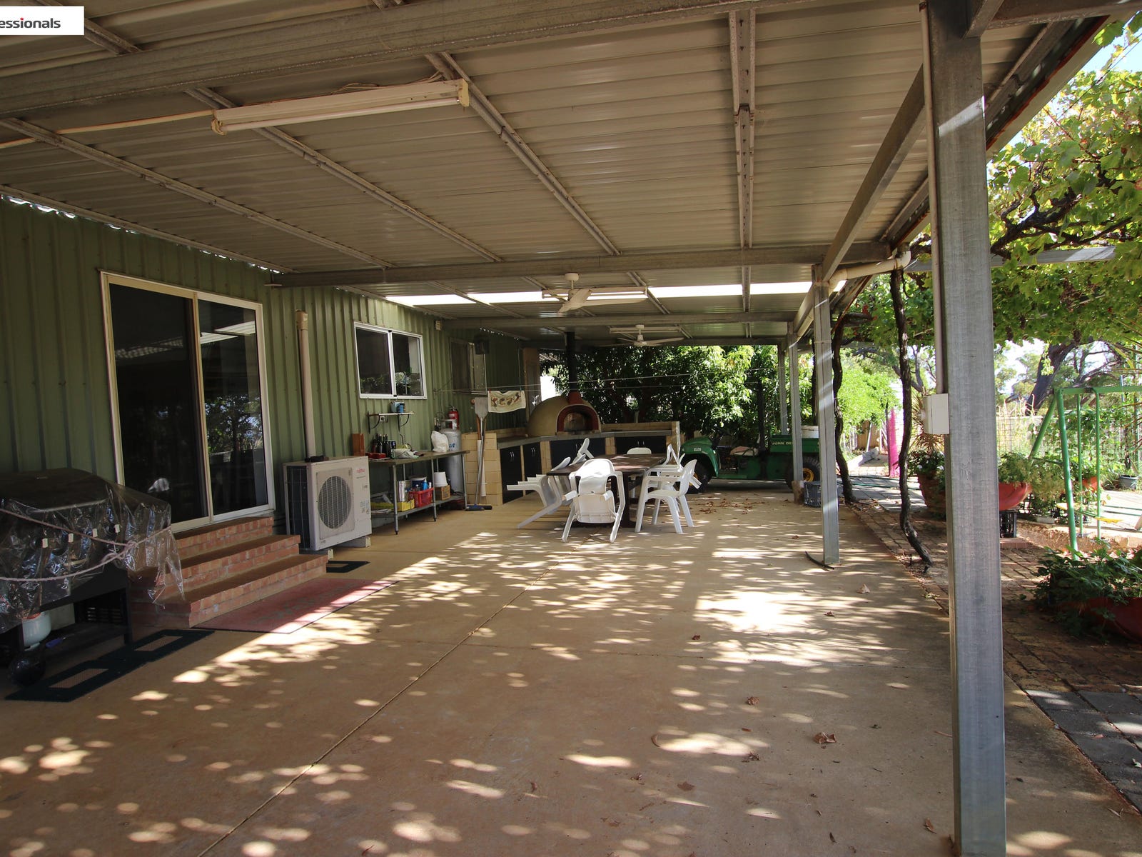 Business For Sale: Waroona, WA 6215